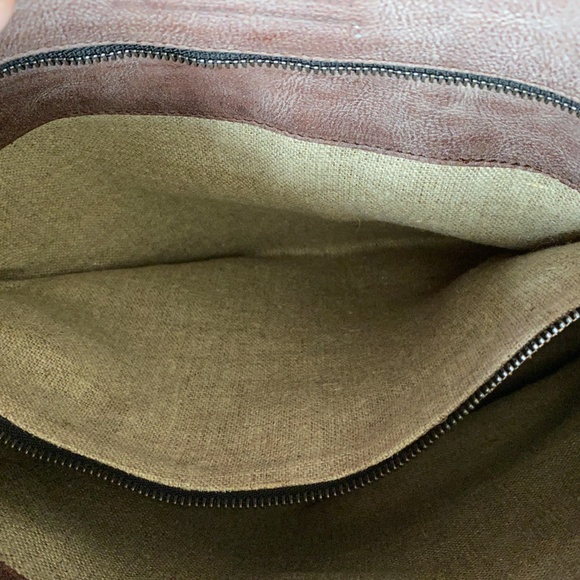 Johnny Farah "Argentina" Handbag - Picture 5 of 8